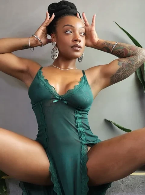 SymoneSkye